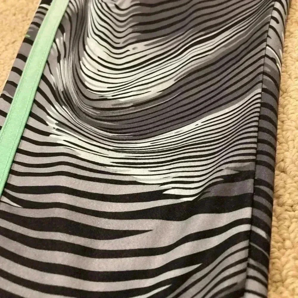 Adidas Girls Leggings Size M - Picture 7 of 7